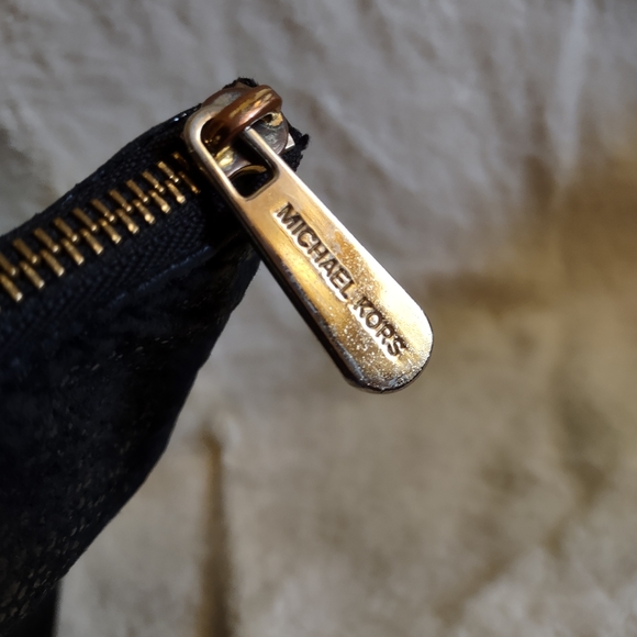 Michael Kors Snake Embossed Shoulder Bag - Picture 3 of 15